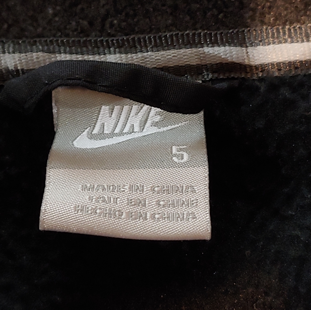 Nike Kid's Full Zip Logo Fleece - Picture 4 of 4